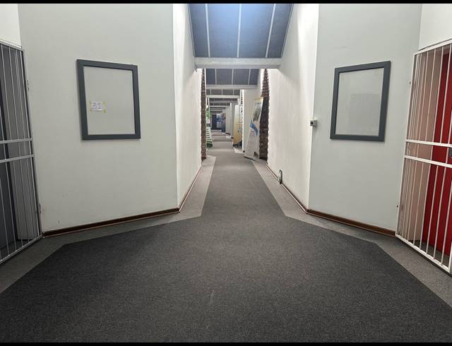 2,731M² RETAIL FOR SALE IN VINCENT